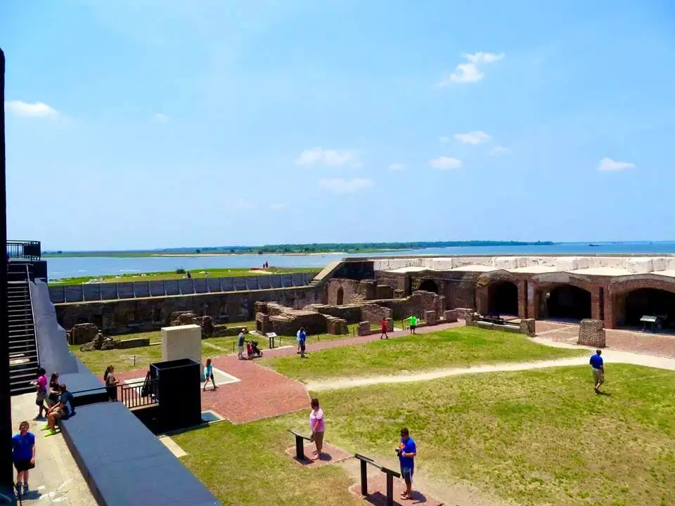 Fort sumter charleston south carolina