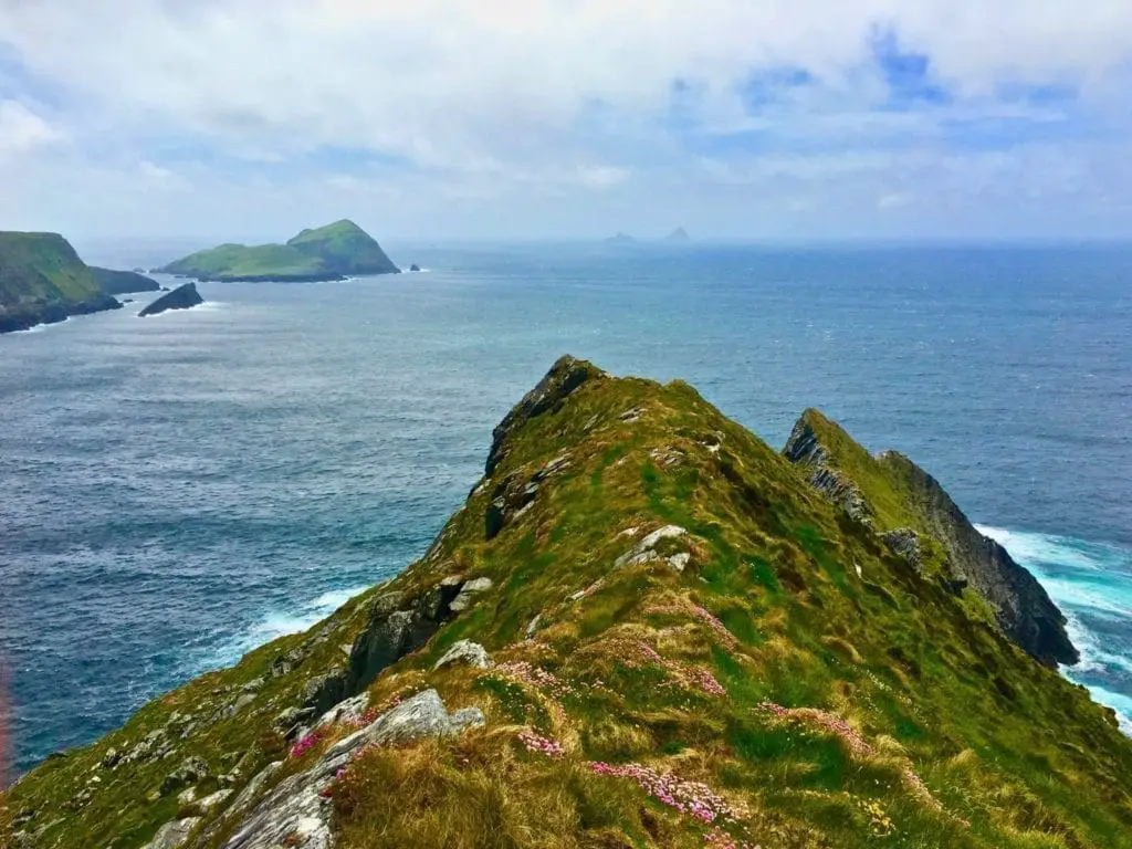 Kerry Cliffs Skellig Ring Ireland TheRoadTaken2