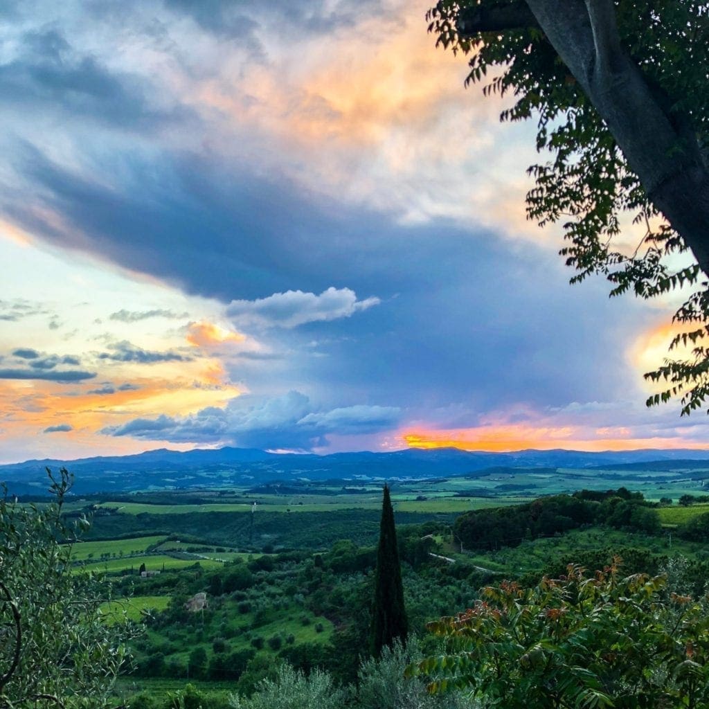 Sunset santangelo in colle tuscany italy