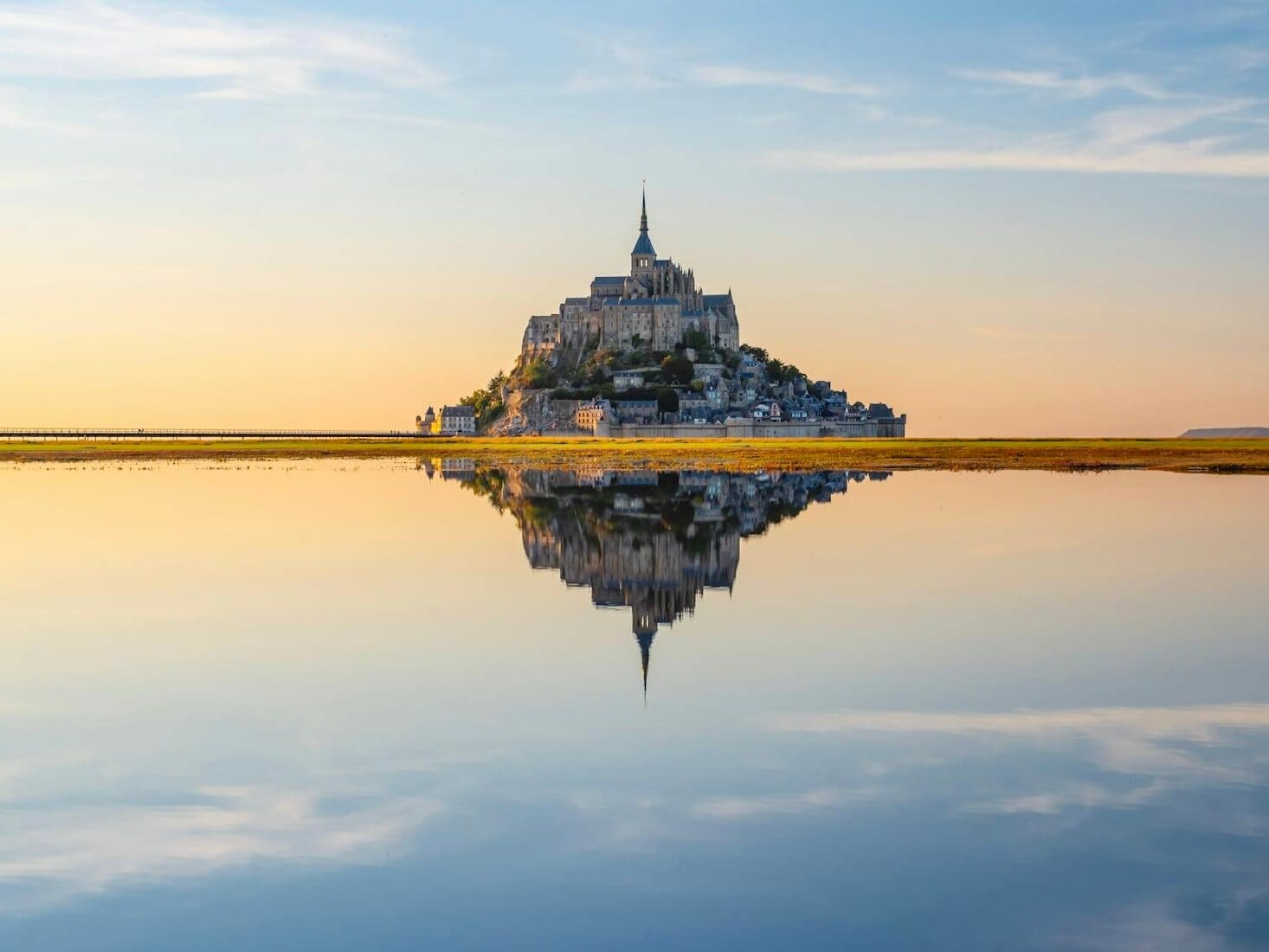 Mont saint michel sunset