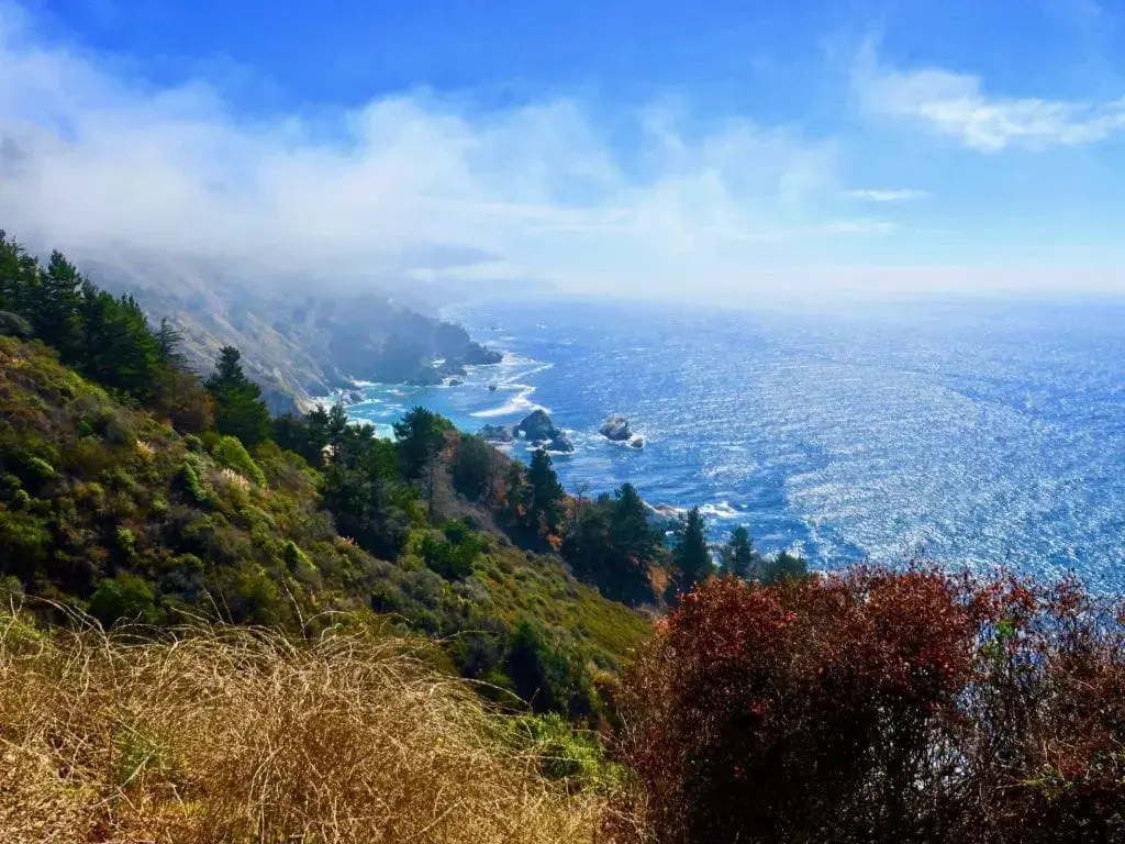 Grimes point overlook of pacific ocean at big sur