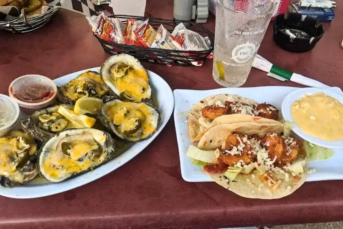 Harry a's oysters and fish tacos