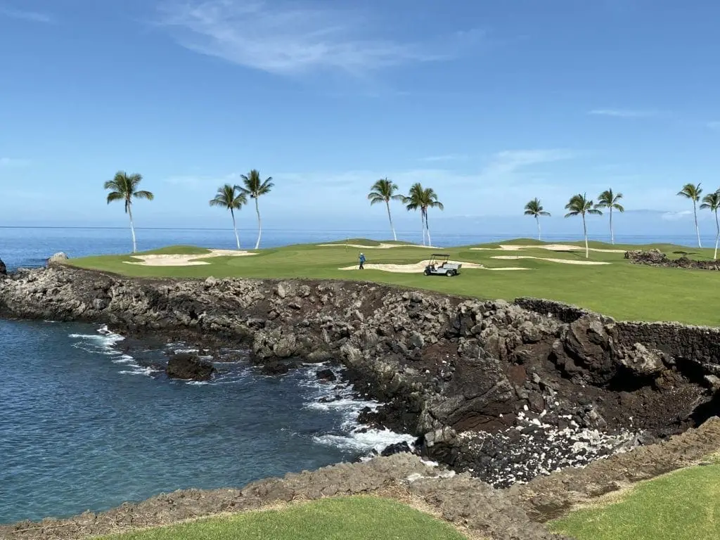 Things to do on the Big Island of Hawaii golf Mauna Lani Resort