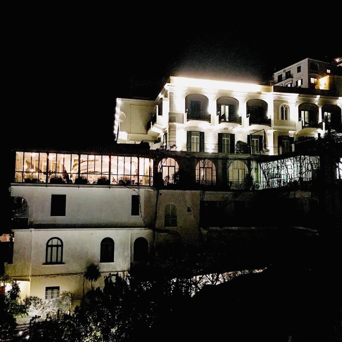 The hotel santa caterina at night