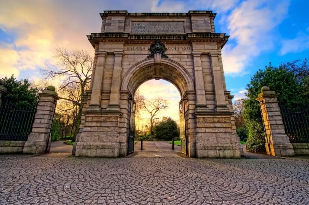 Fusilier's arch st stephen's green