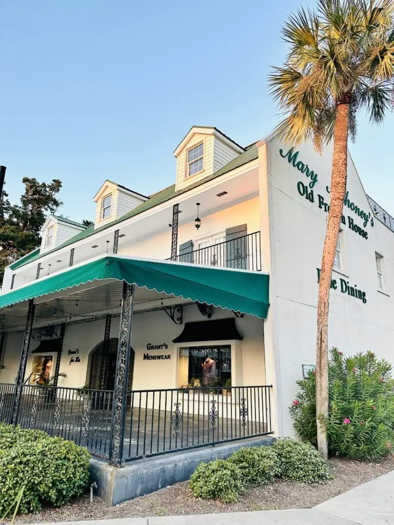 Mary mahoney's old french house restaurant biloxi ms