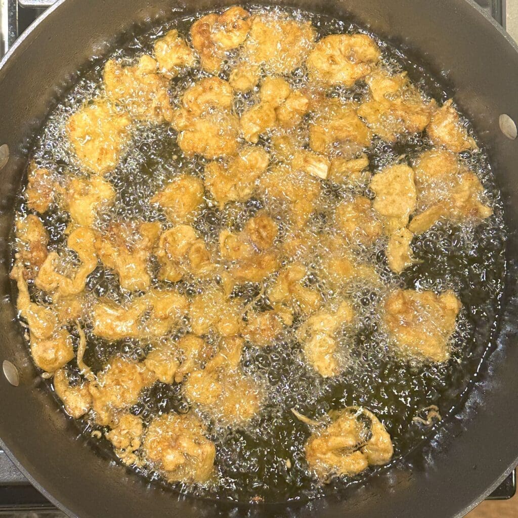 Frying cauliflower