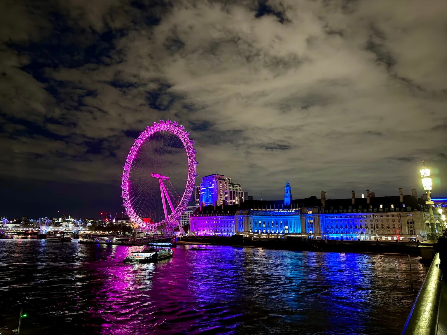 london eye county hall night