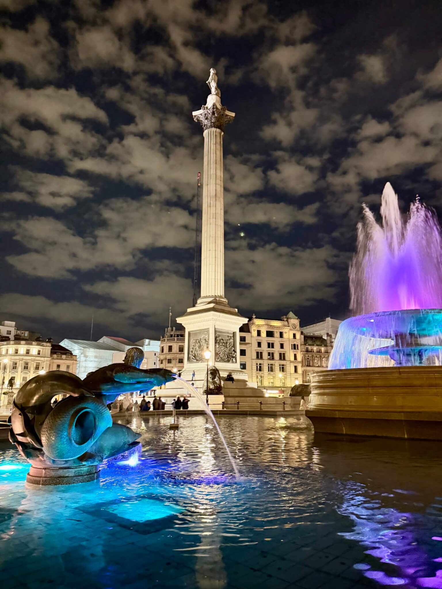 nelson column trafalgar square night london england
