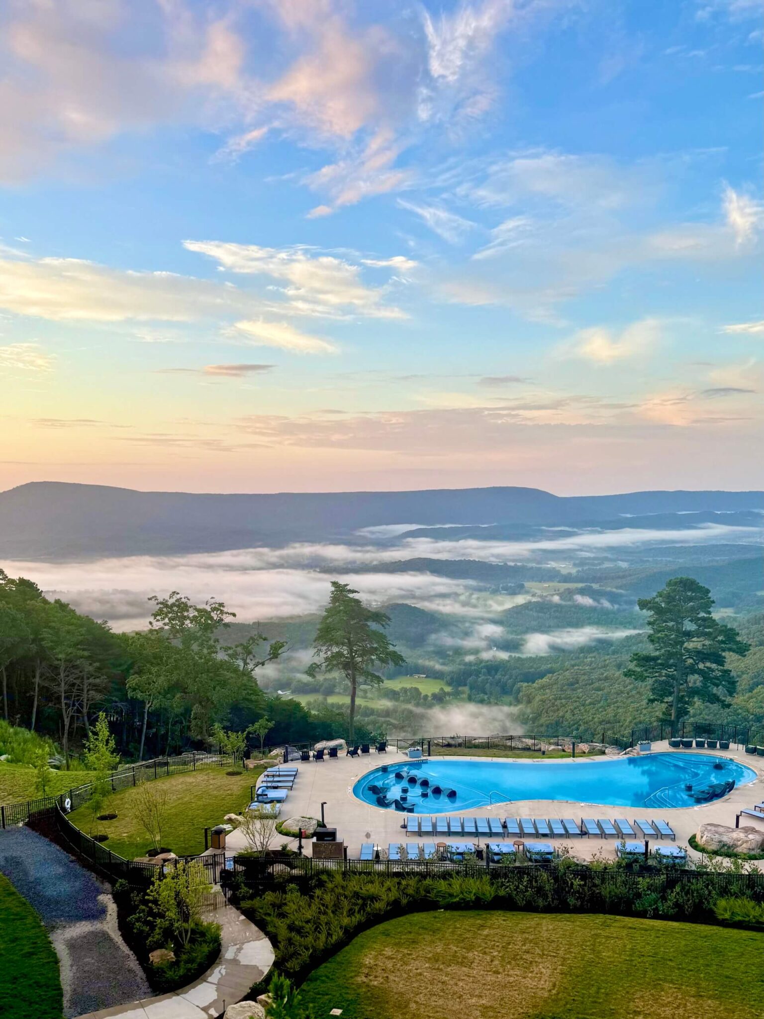 clouds cloudland at mclemore resort