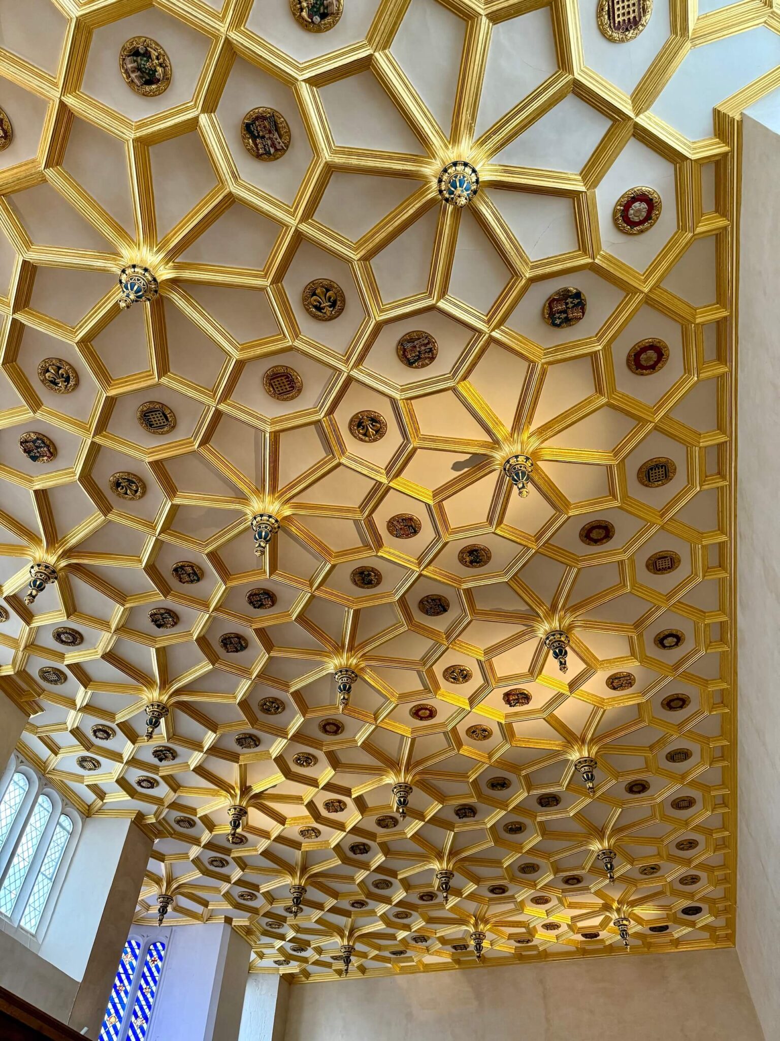 gold ceiling hampton court palace