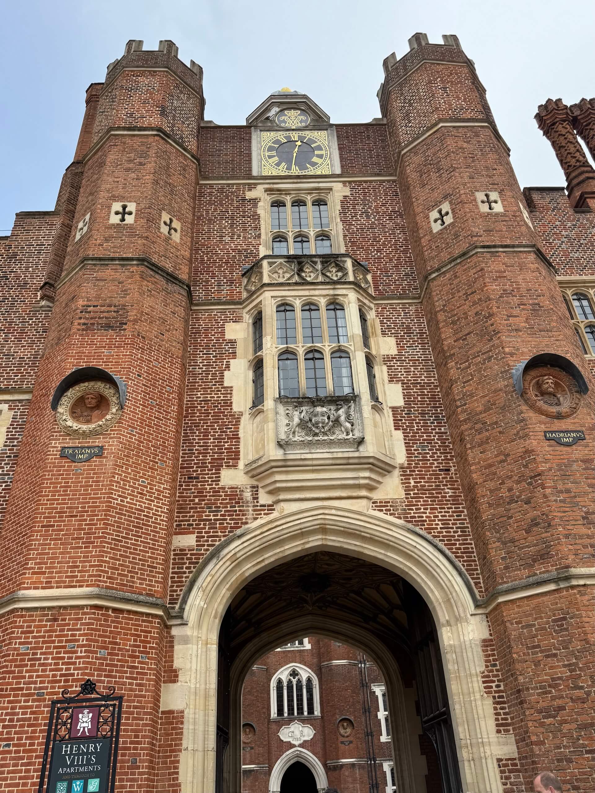 hampton court palace day trip tower entry