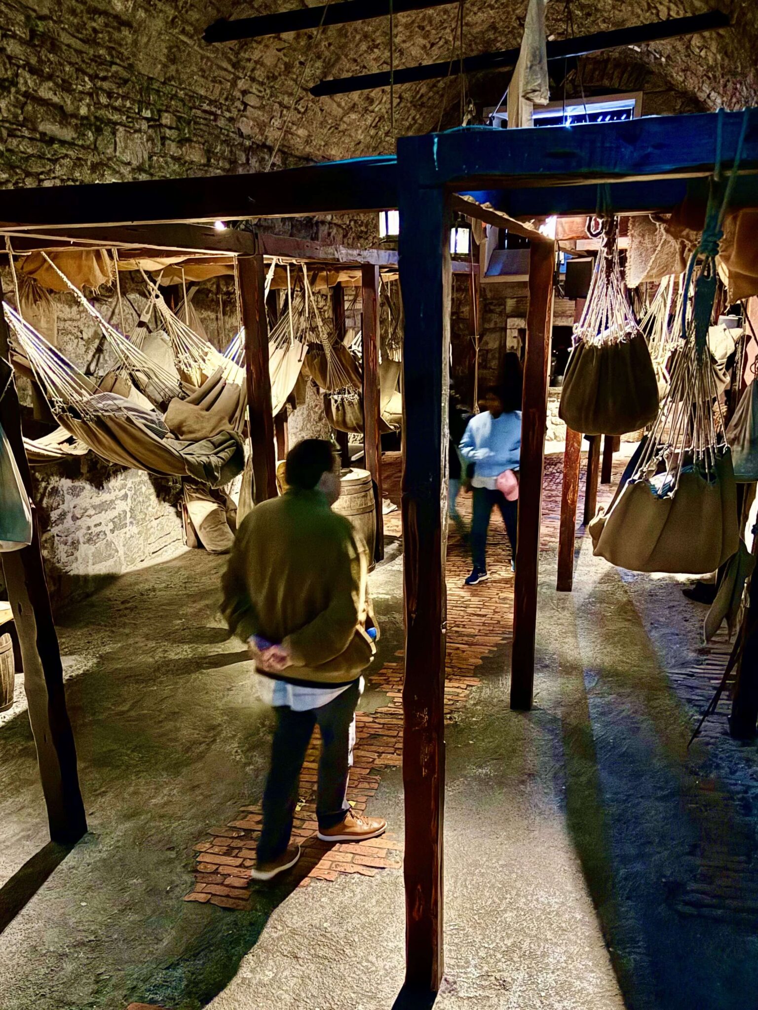 edinburgh castle dungeons