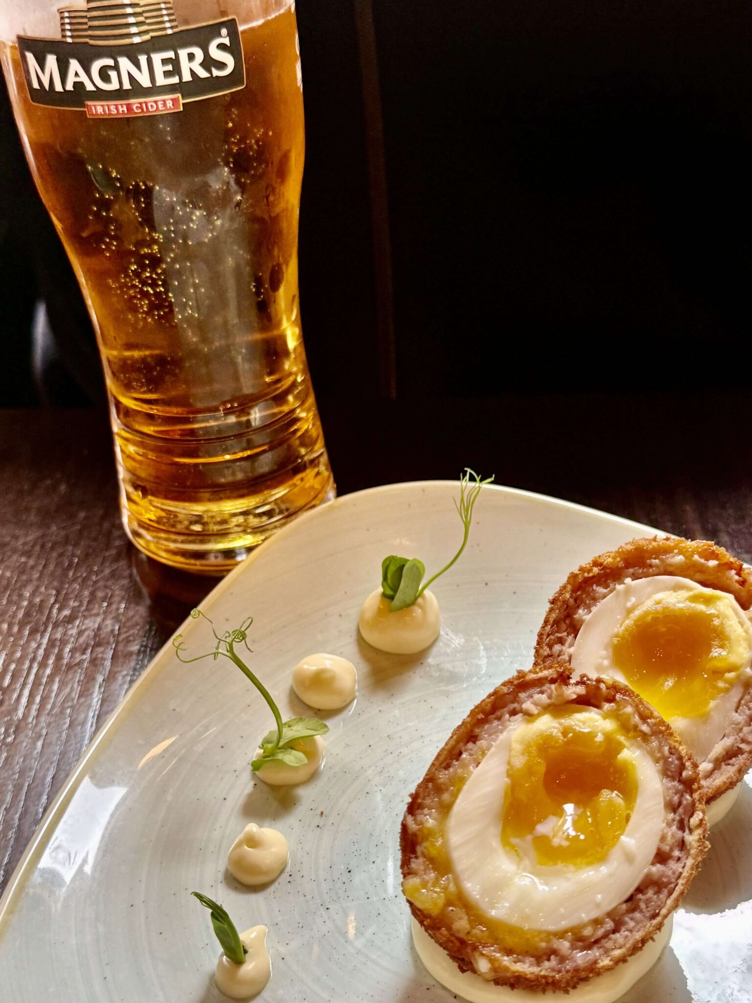 the royal mile tavern scotch egg magners