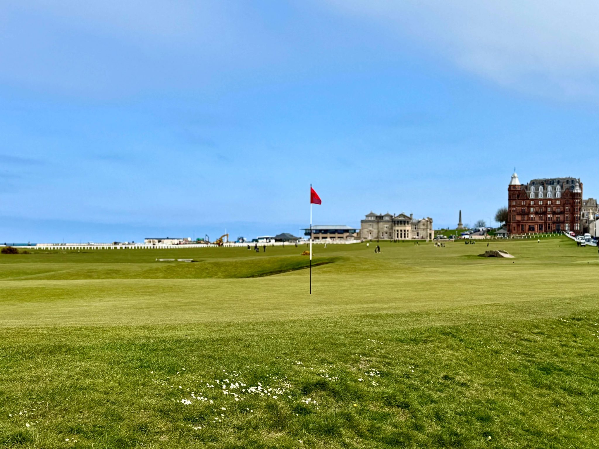 bunkers st andrews golf course scotland